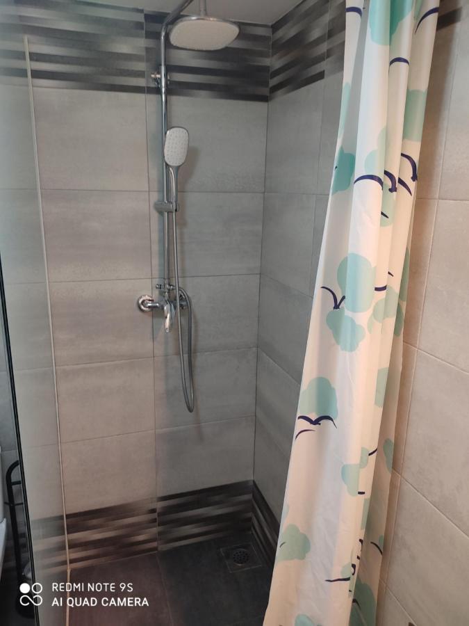 Fina M Studio Apartman Kali Buitenkant foto